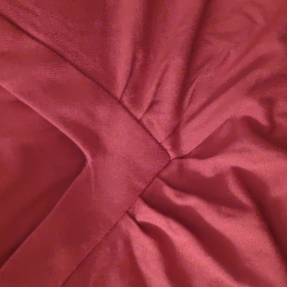 Ann Taylor Sleeveless Red Tank Top - NWT - Picture 3 of 3